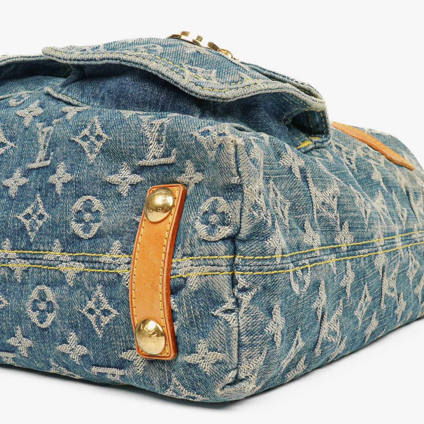 Louis Vuitton Baggy GM Monogram Denim Shoulder Bag