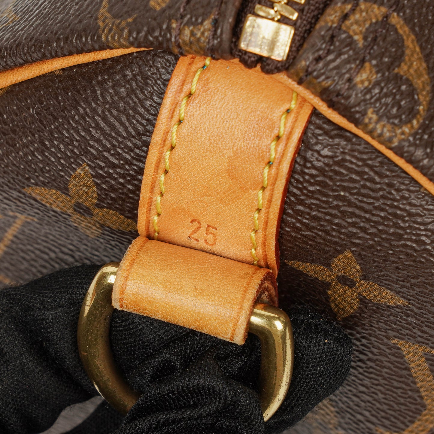 Louis Vuitton  25 Bandoulière Monogram Canvas Bag