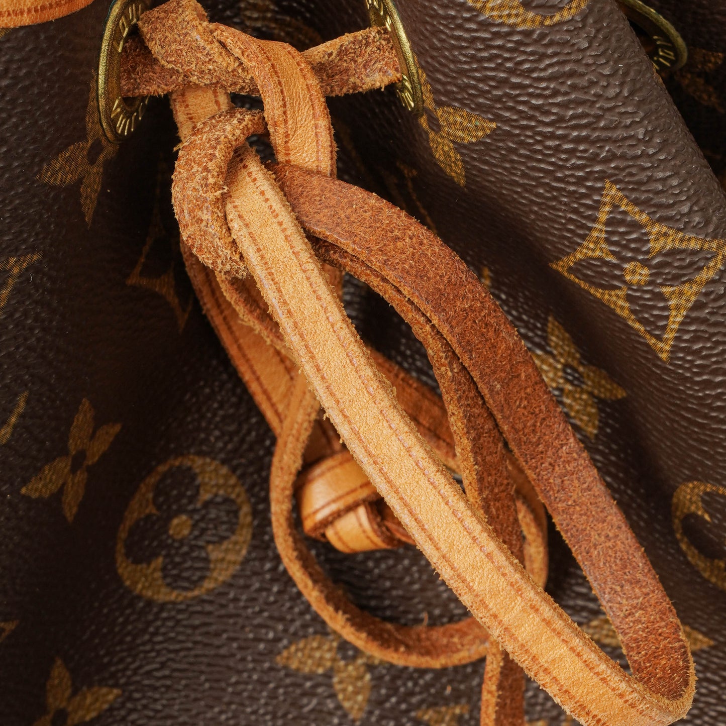 Louis Vuitton Noe Grande GM Monogram Canvas Shoulder Bag