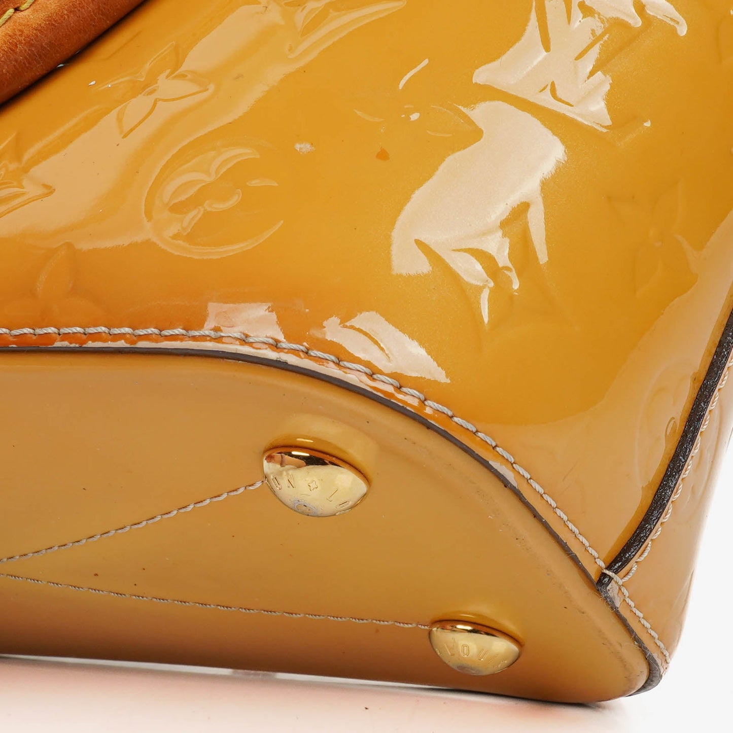 Louis Vuitton Vernis Montebello Dune PM Handbag