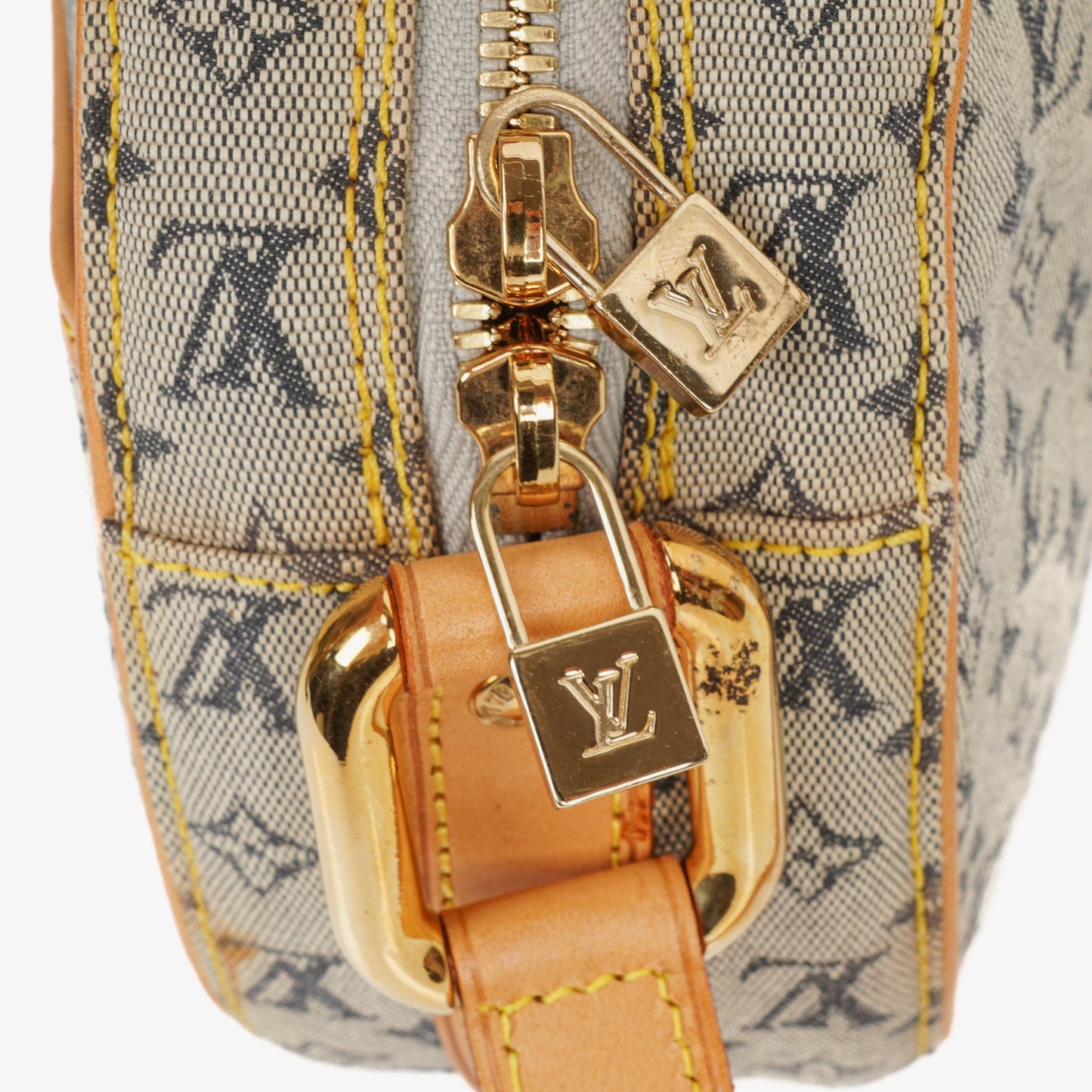 Louis Vuitton Mini Lin Jeanne GM Shoulder Bag