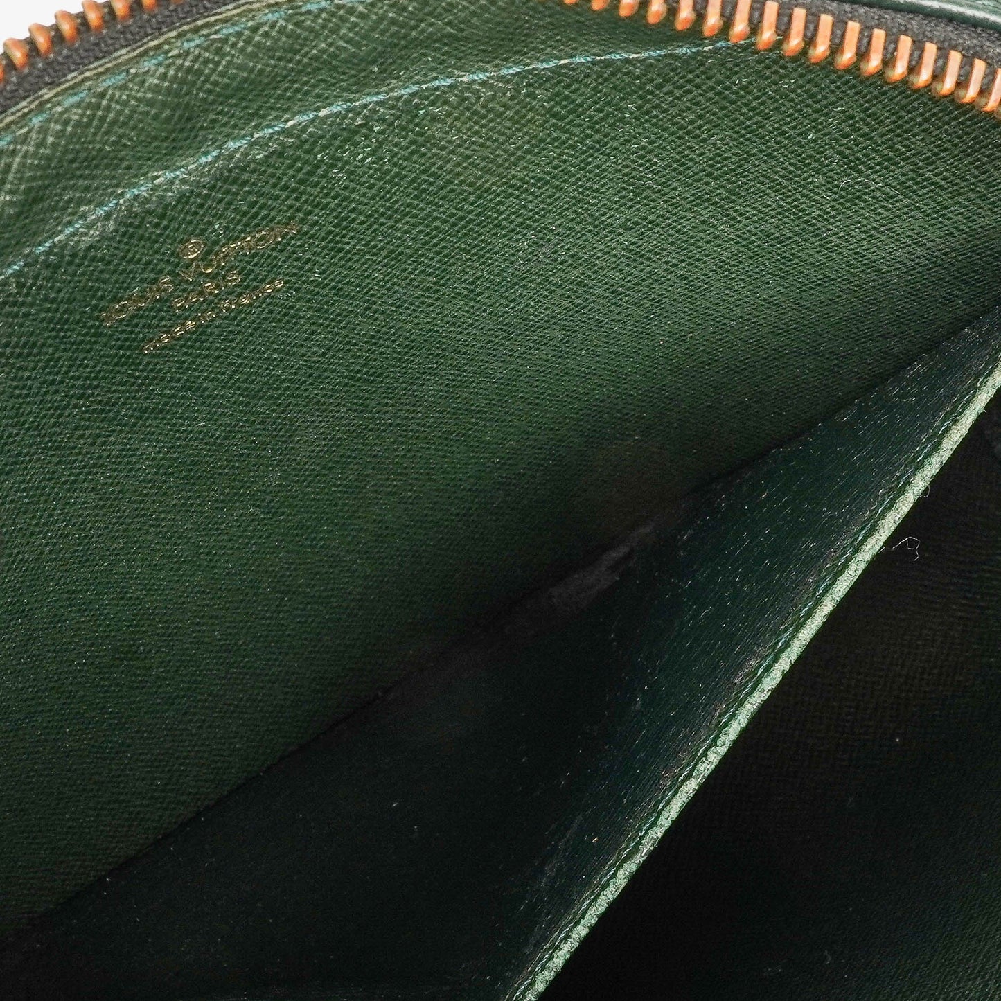 Louis Vuitton Taiga Green Leather Pochette Baikal Clutch Bag