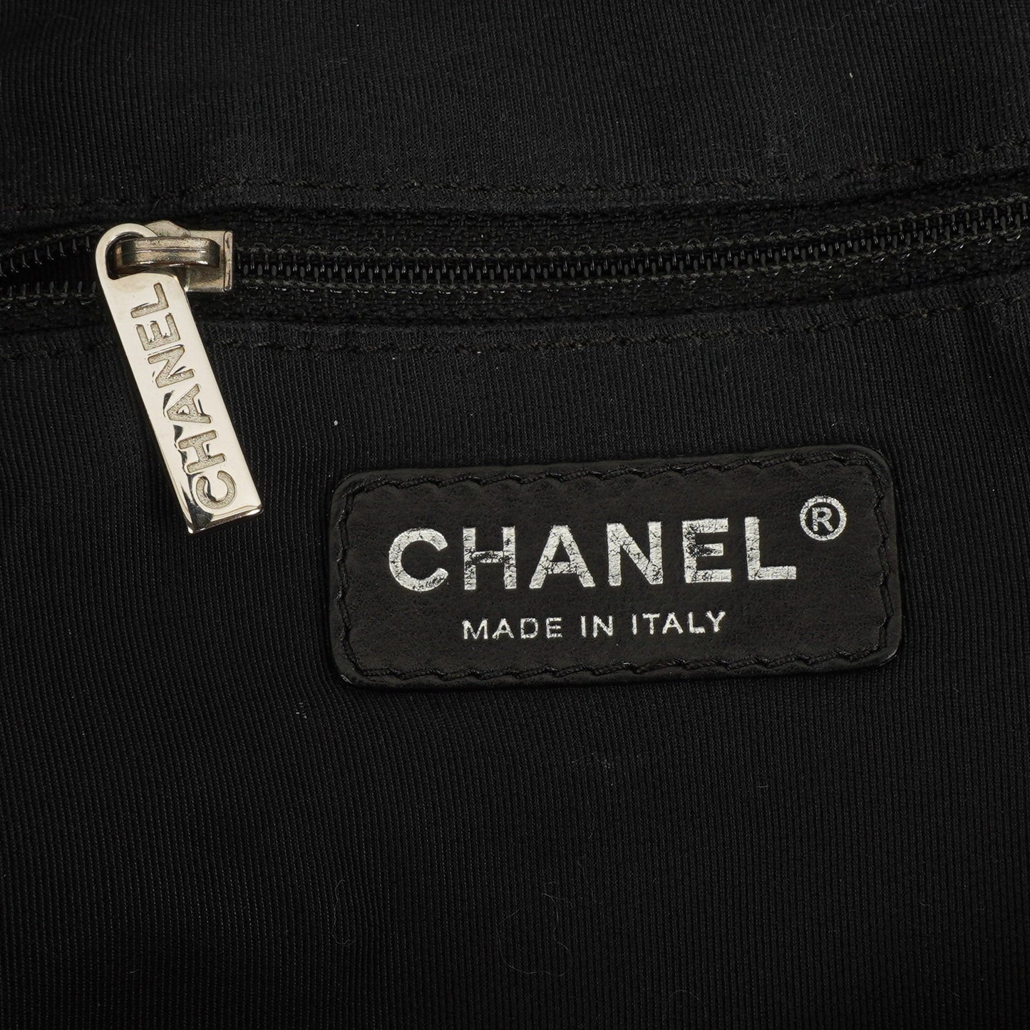 Chanel Metallic Coated Canvas Unlimited Ligne Silver Hobo Bag