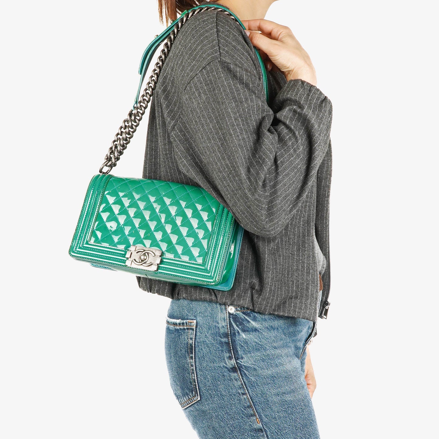 Chanel Old Medium Boy Flap Bag Green Patent Leather Ruthenium Hardware