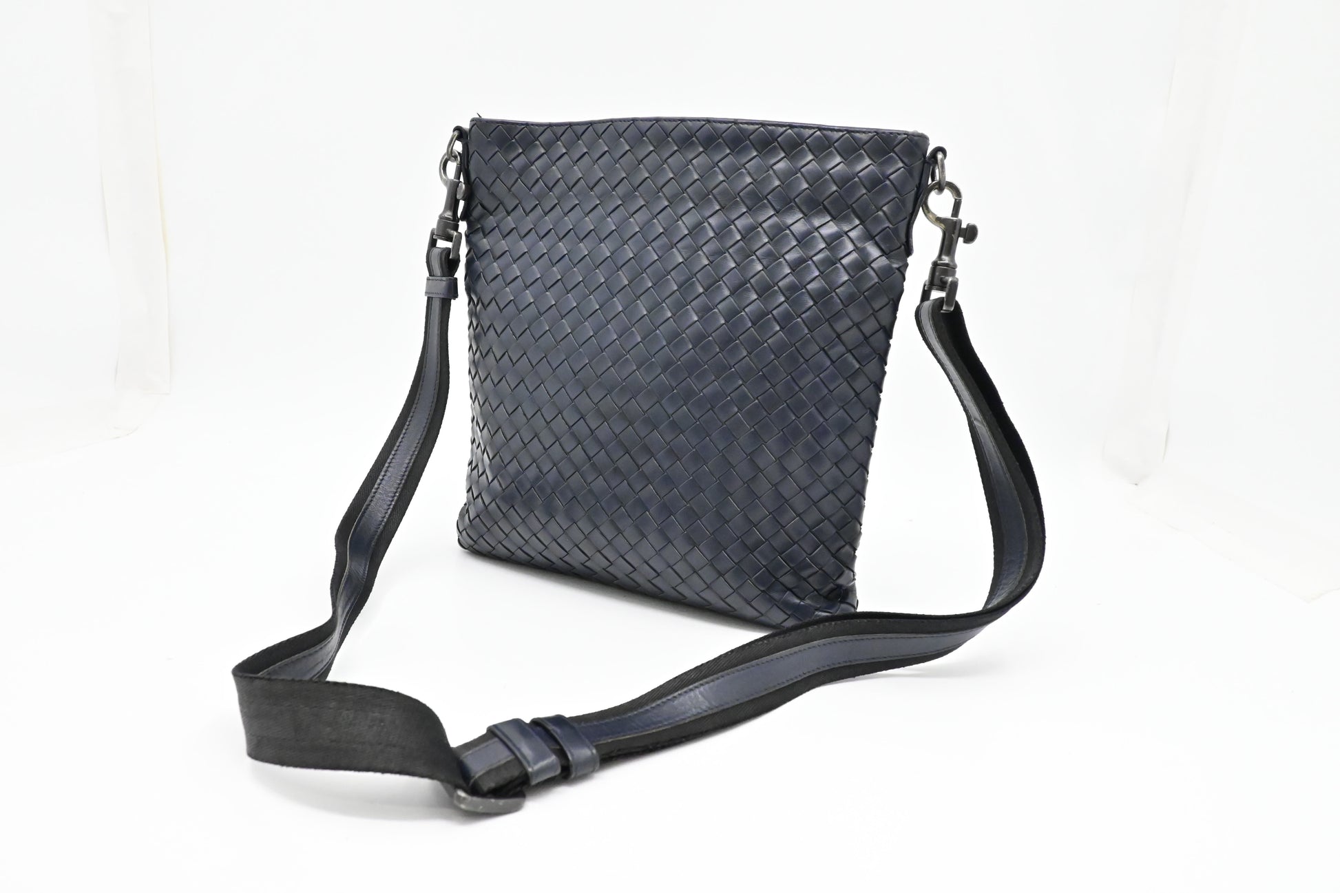 Bottega Veneta Veneta Crossbody - Rovelle Bags