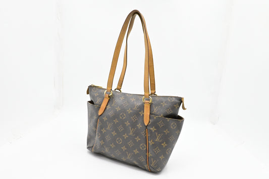 Louis Vuitton Totally PM in Monogram Canvas