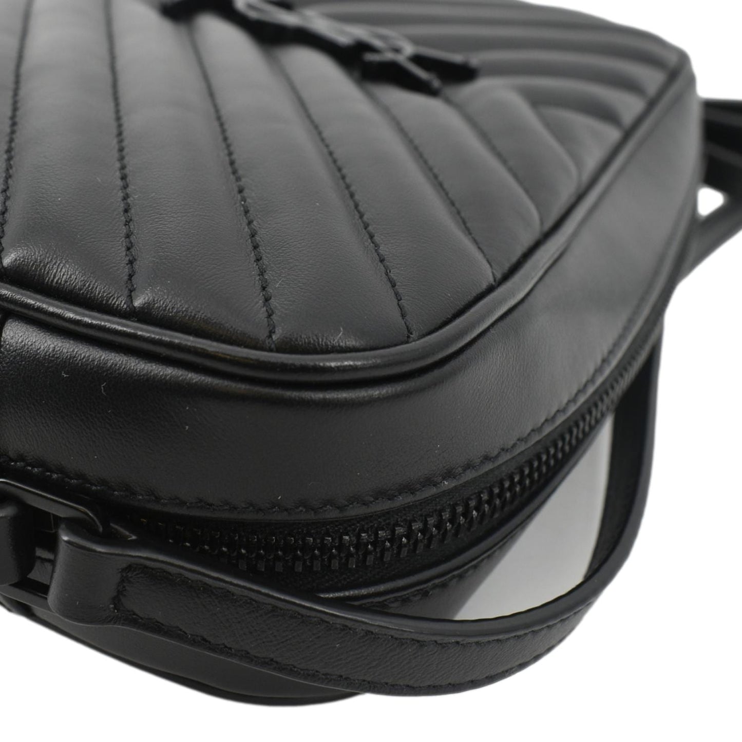 Saint Laurent Lou Crossbody - Rovelle Bags