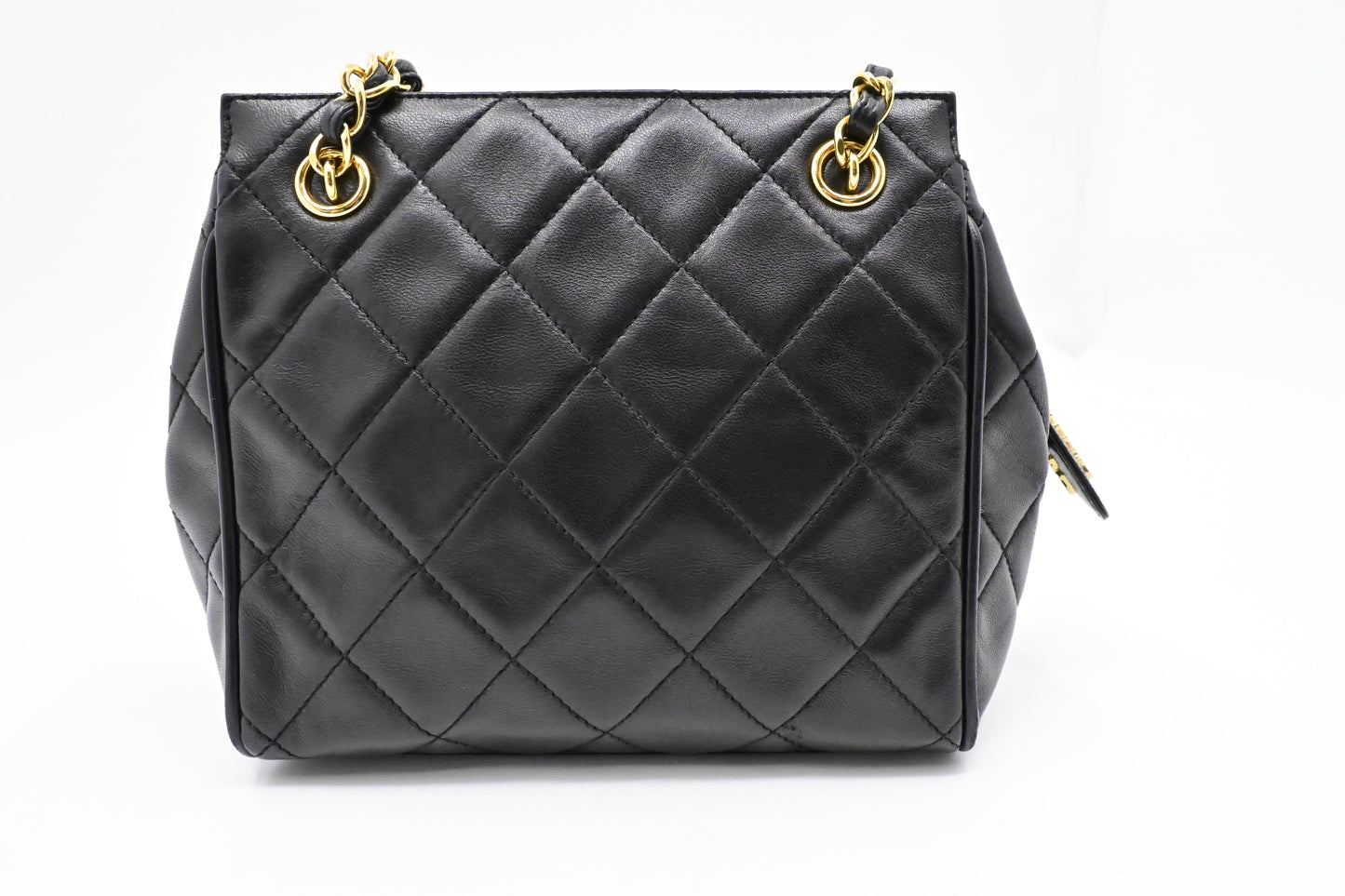 Chanel Shoulder Bag in Black MattelassÃÂ© Leather