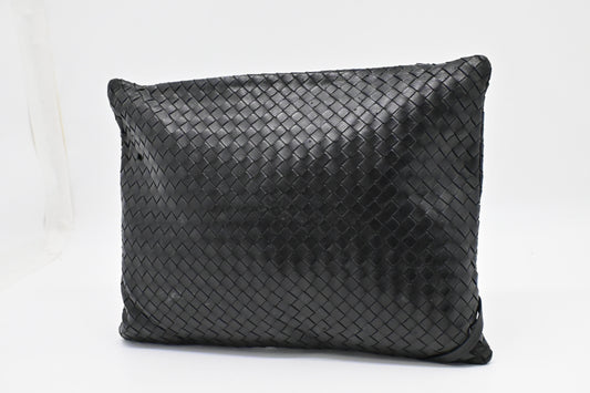 Bottega Veneta Pouch Shoulder Bag - Rovelle Bags