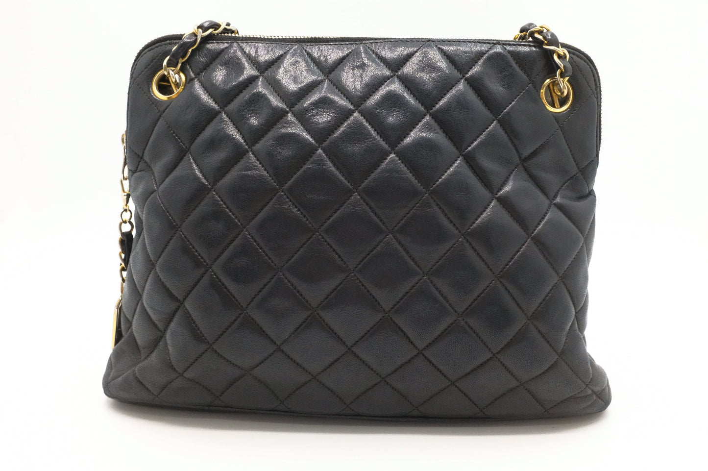 Chanel Shoulder Bag in Black MattelassÃÂ© Leather