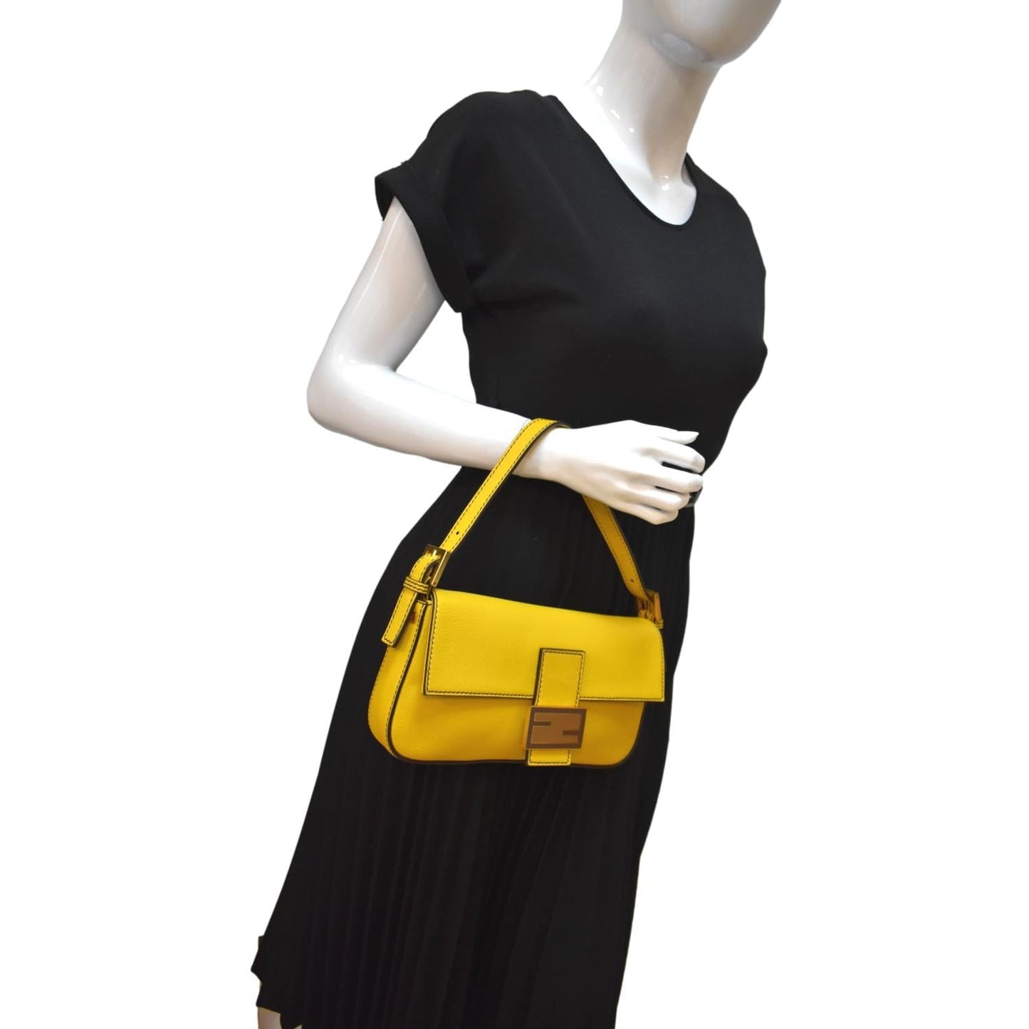 Fendi Baguette Crossbody - Rovelle Bags