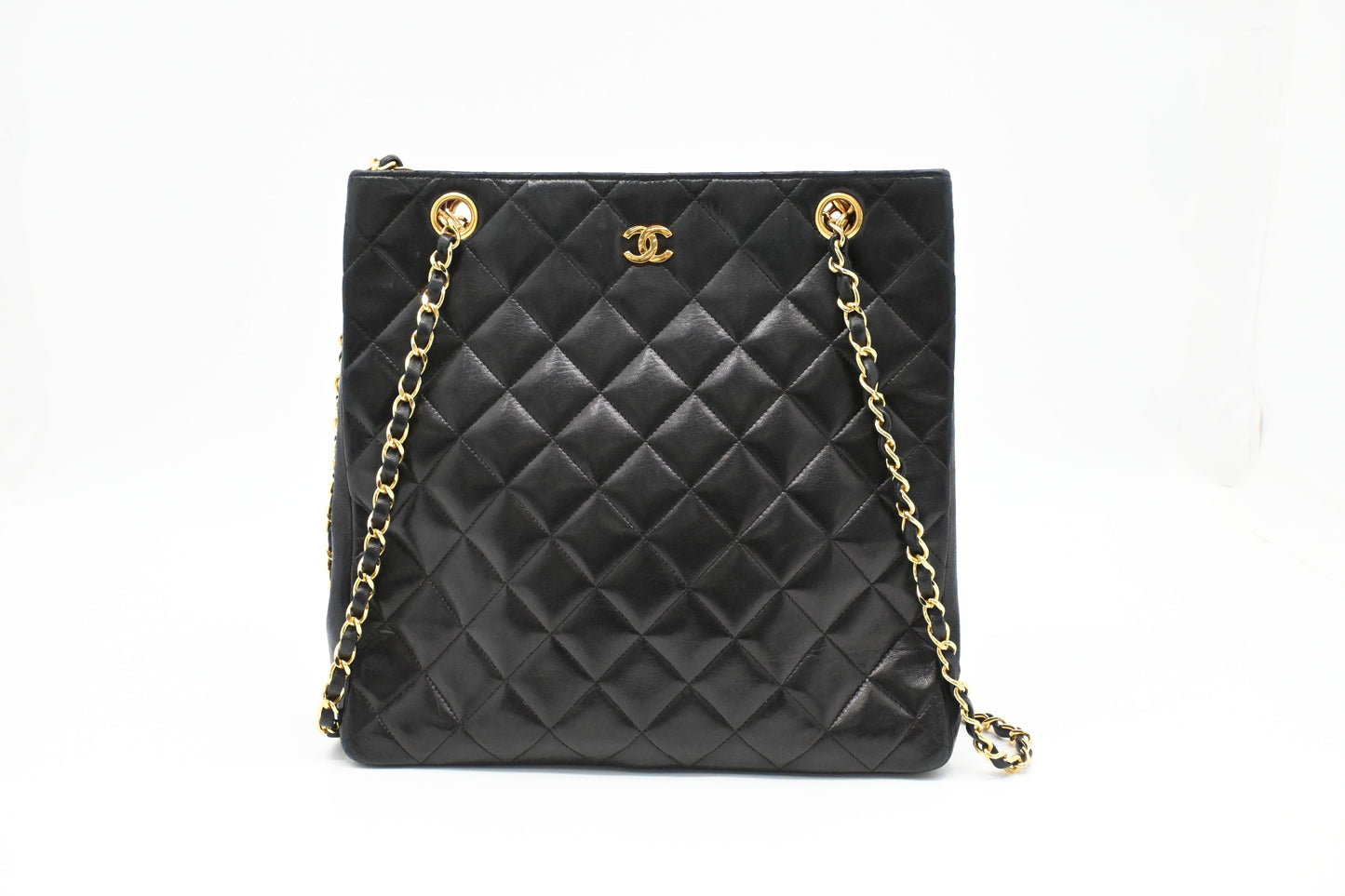 Chanel Shoulder Bag in Black MattelassÃÂ© Leather