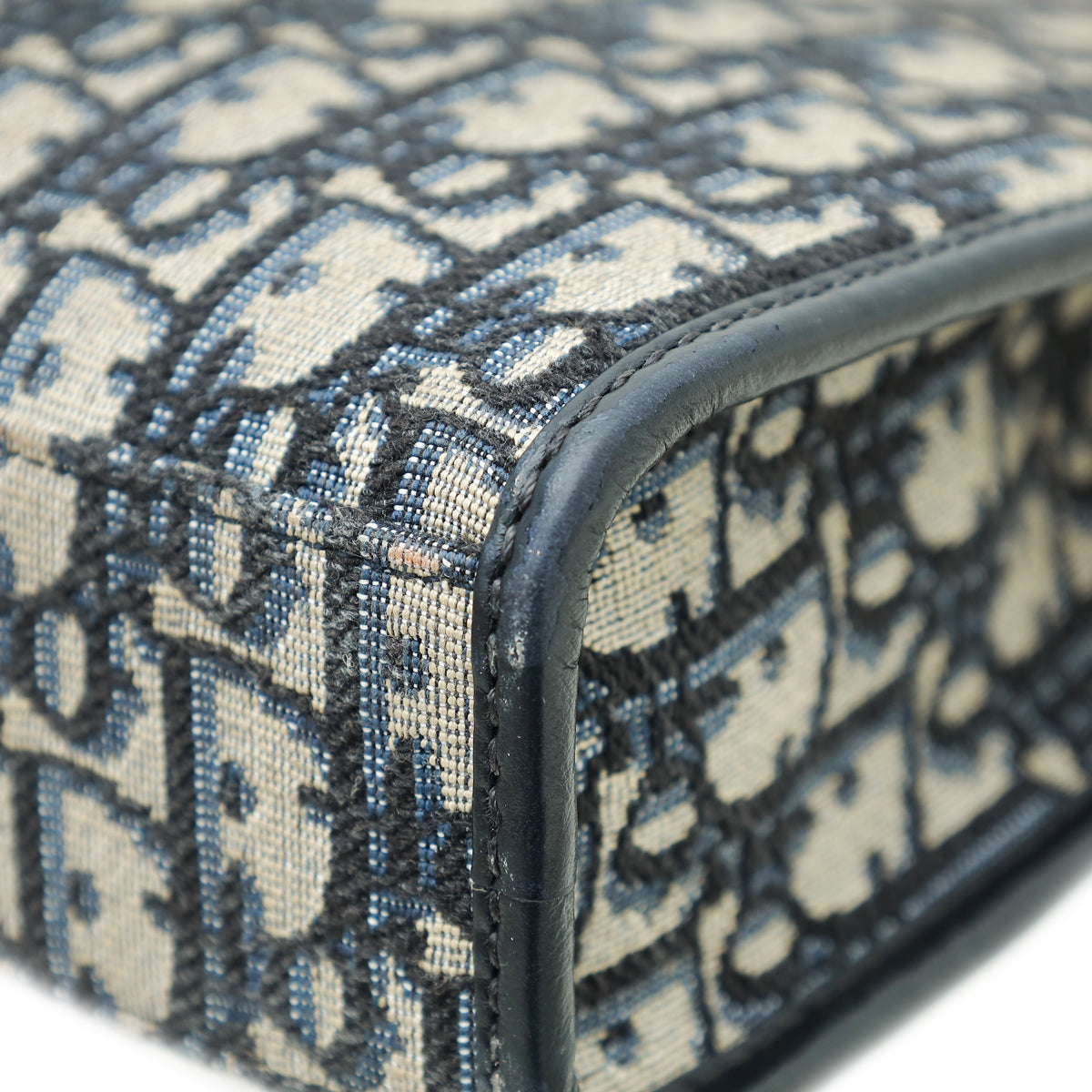 Dior 30 Montaigne Shoulder Bag - Rovelle Bags