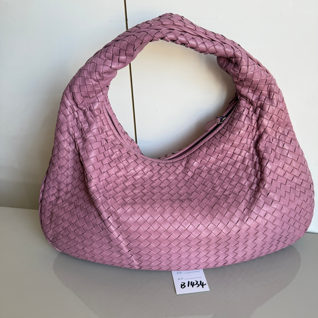 Bottega Veneta Veneta Shoulder Bag - Rovelle Bags