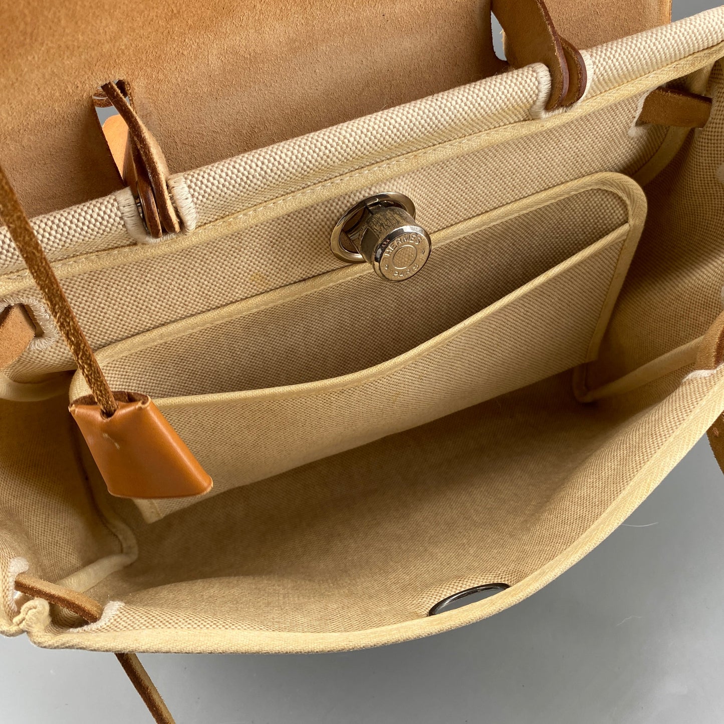 Hermes 2001 Herbag 31 Beige Canvas & Natural Caramel Cowhide Shoulder Bag
