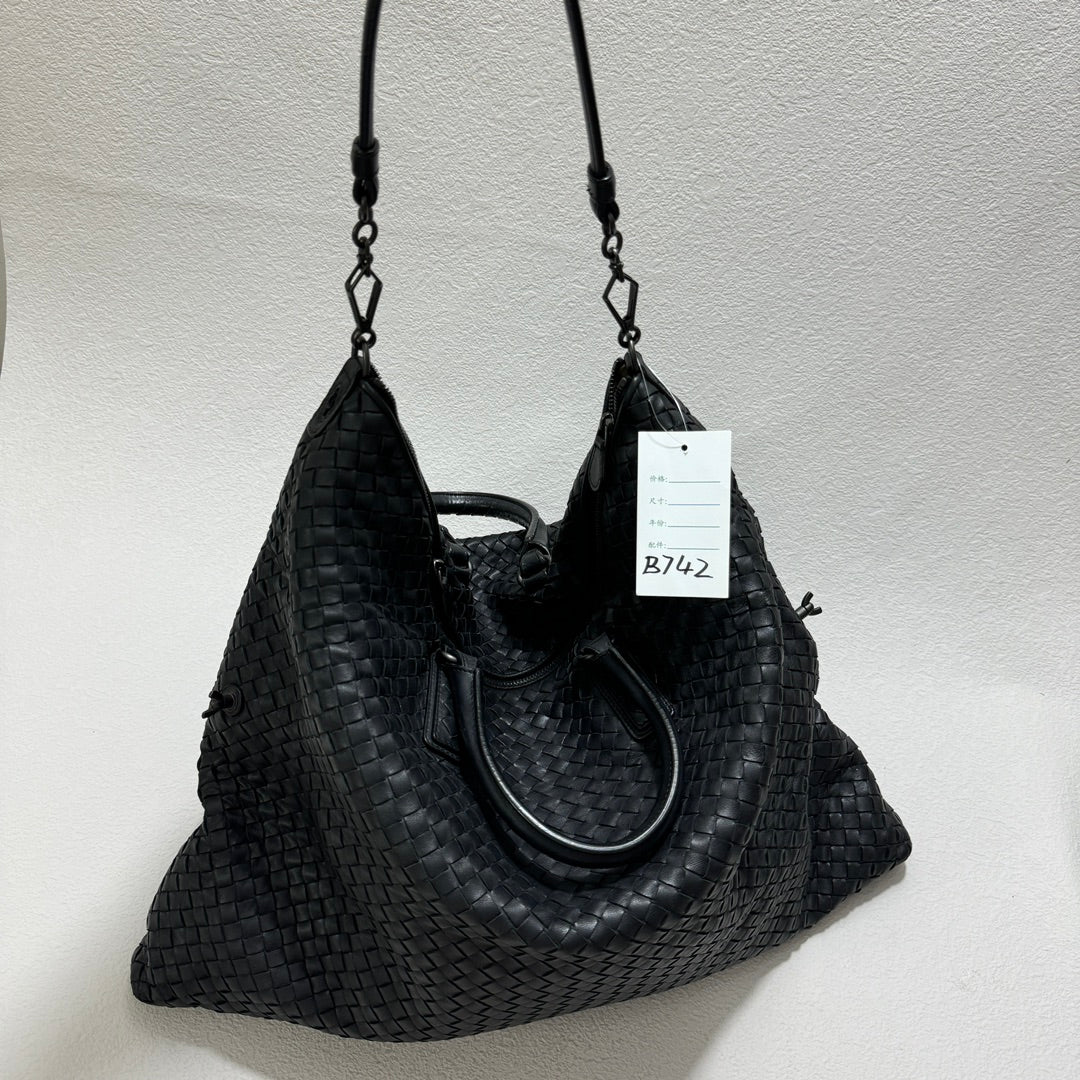Bottega Veneta Veneta Tote - Rovelle Bags