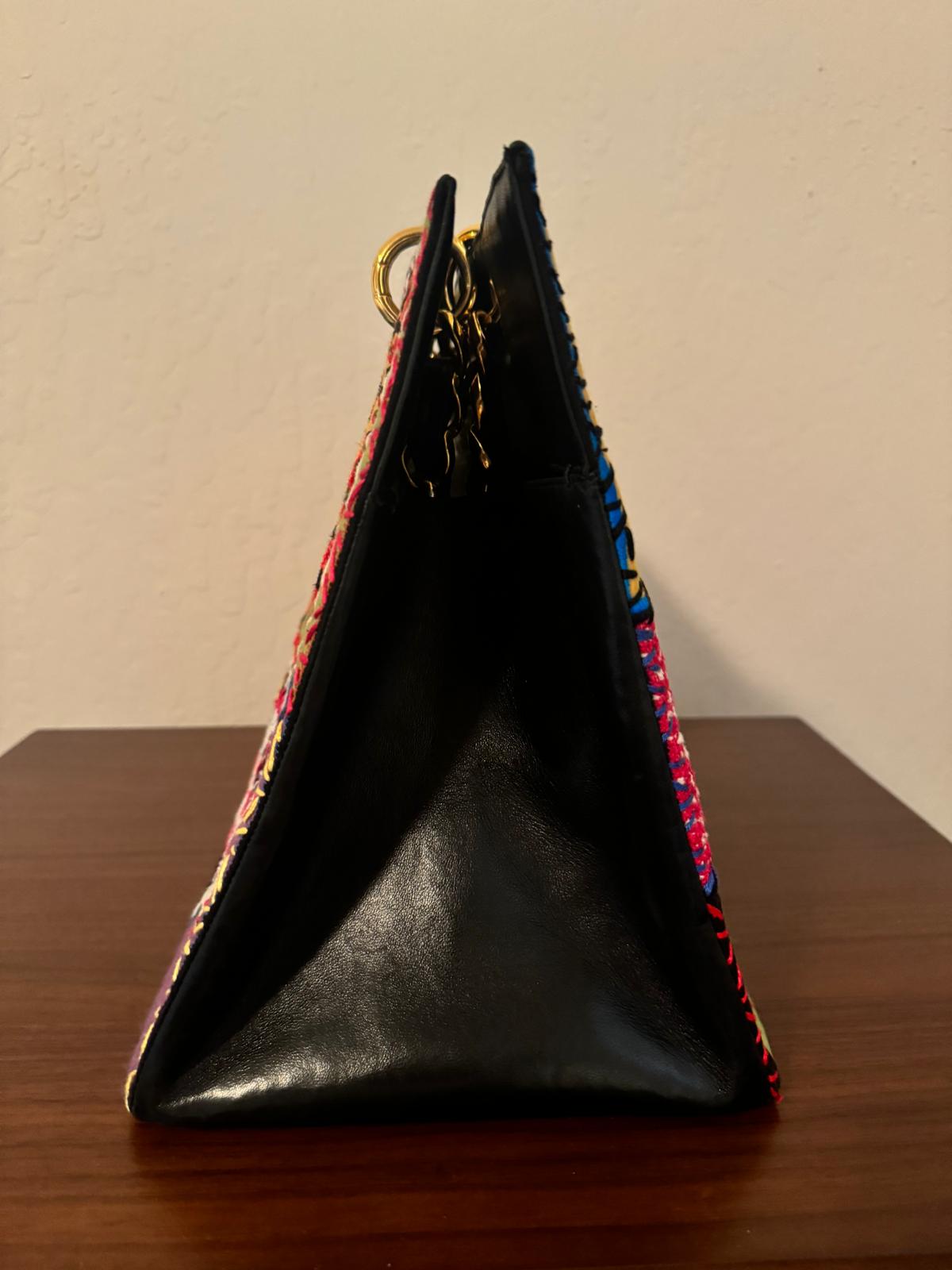 Chanel Chanel 19 Tote - Rovelle Bags