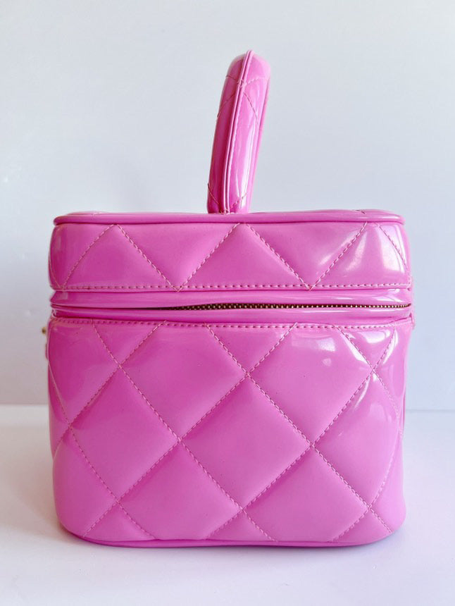 Chanel Chanel 19 Shoulder Bag - Rovelle Bags