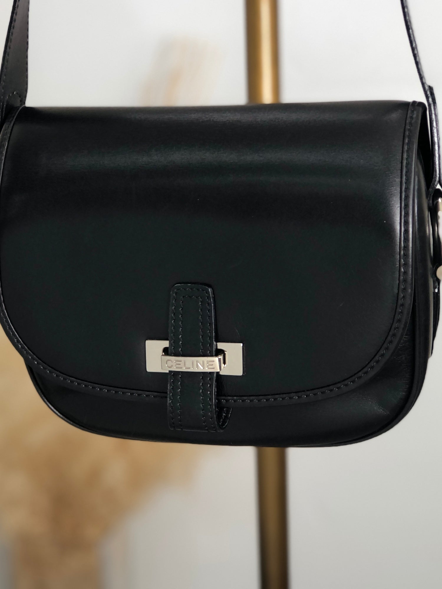 CELINE Front Buckle Shoulder bag Black 3nhdaw