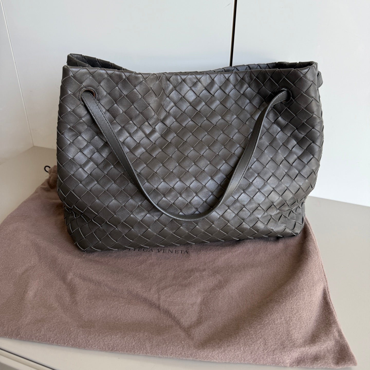Bottega Veneta Veneta Tote - Rovelle Bags