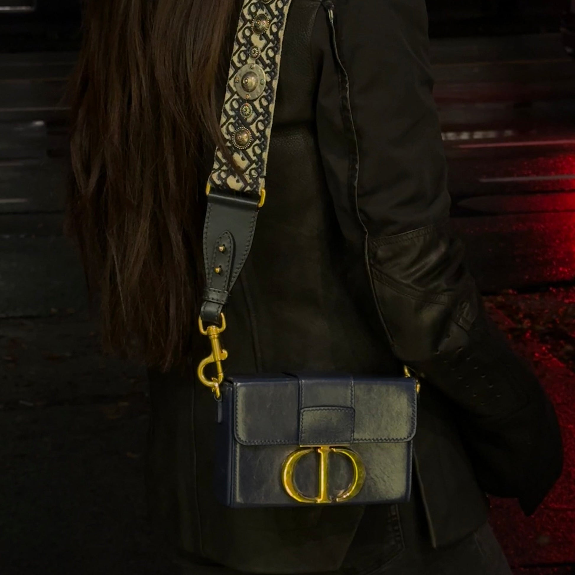 Dior 30 Montaigne Shoulder Bag - Rovelle Bags