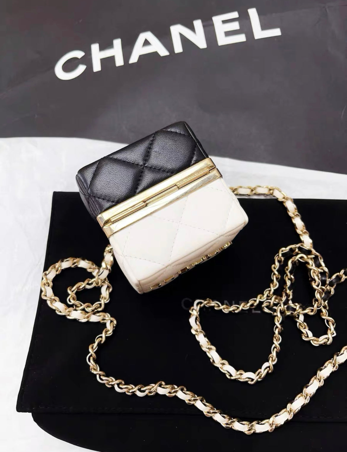 Chanel Handbag - Rovelle Bags