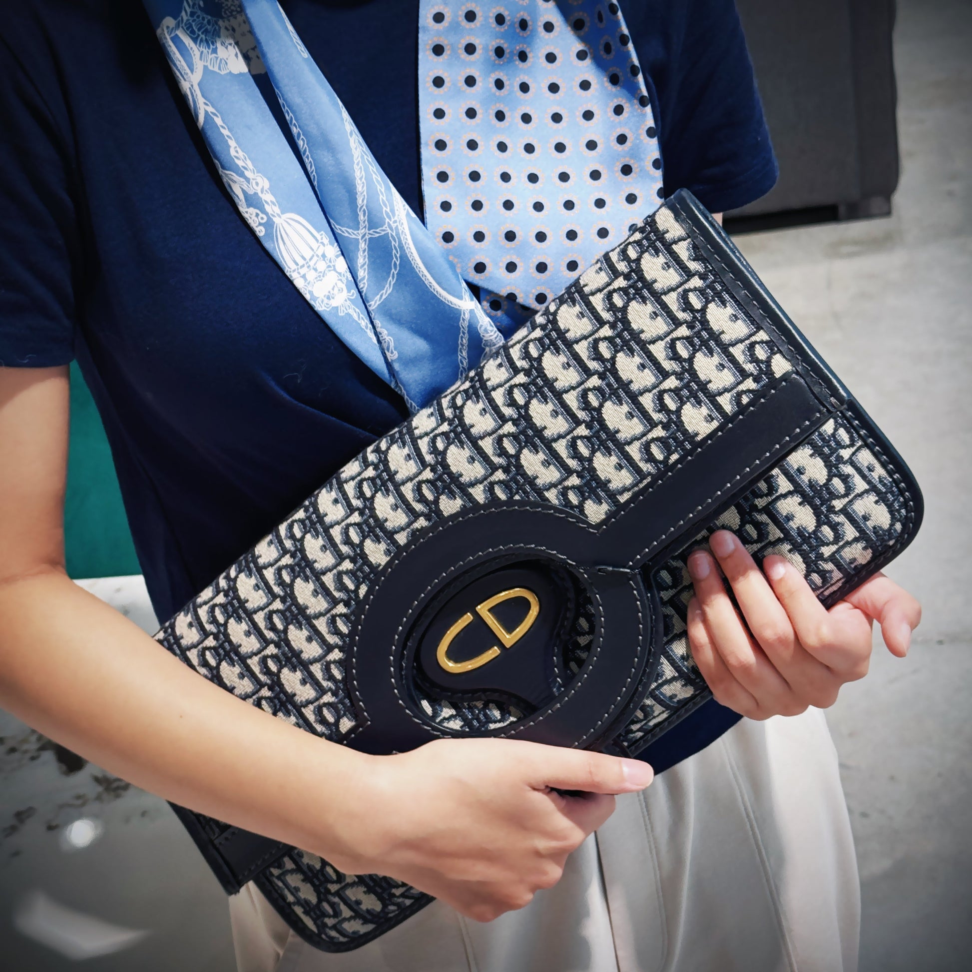 Dior Oblique Clutch - Rovelle Bags