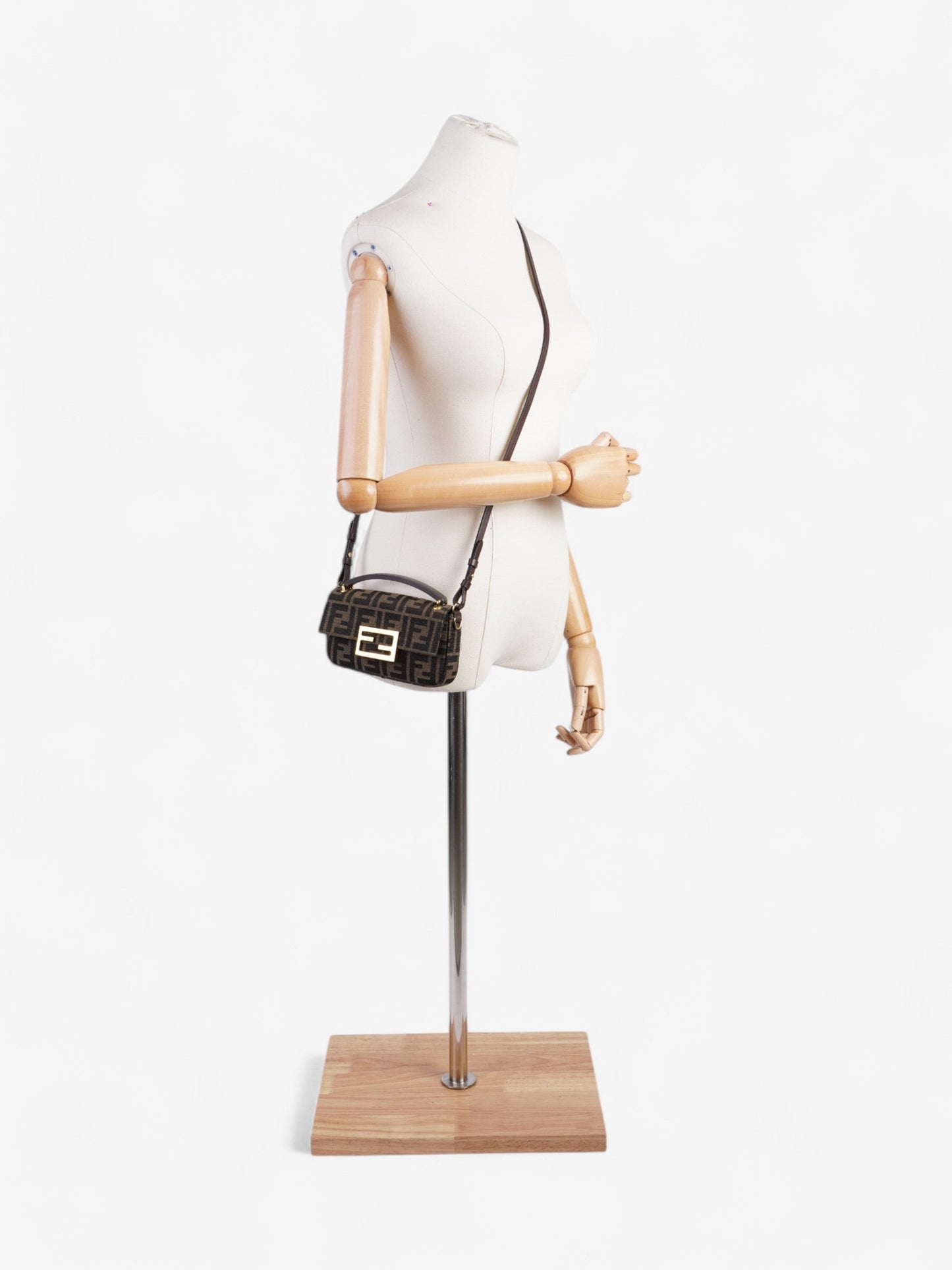 Fendi Baguette Shoulder Bag - Rovelle Bags