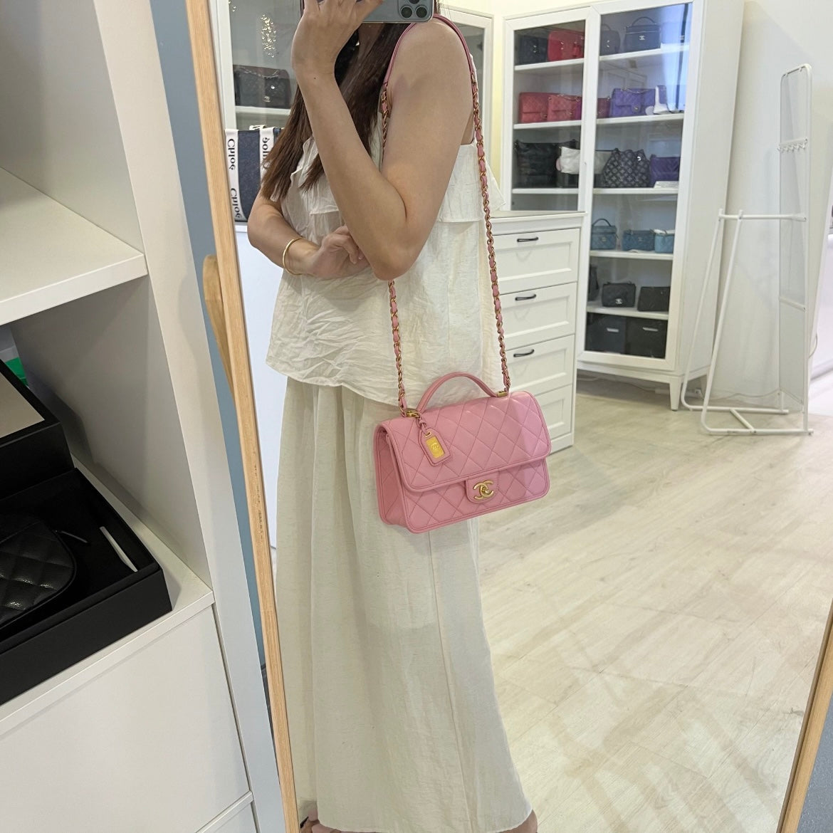 Chanel 22K Seasonal Flap with Top Flap Bag - Rovelle Bags