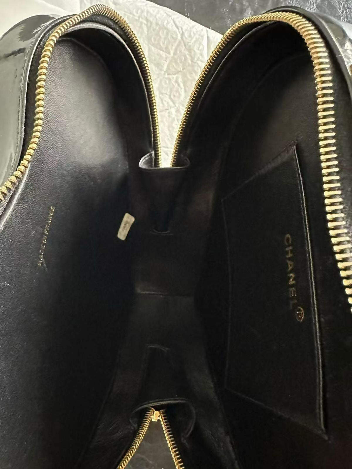 Chanel Chanel 19 Shoulder Bag - Rovelle Bags