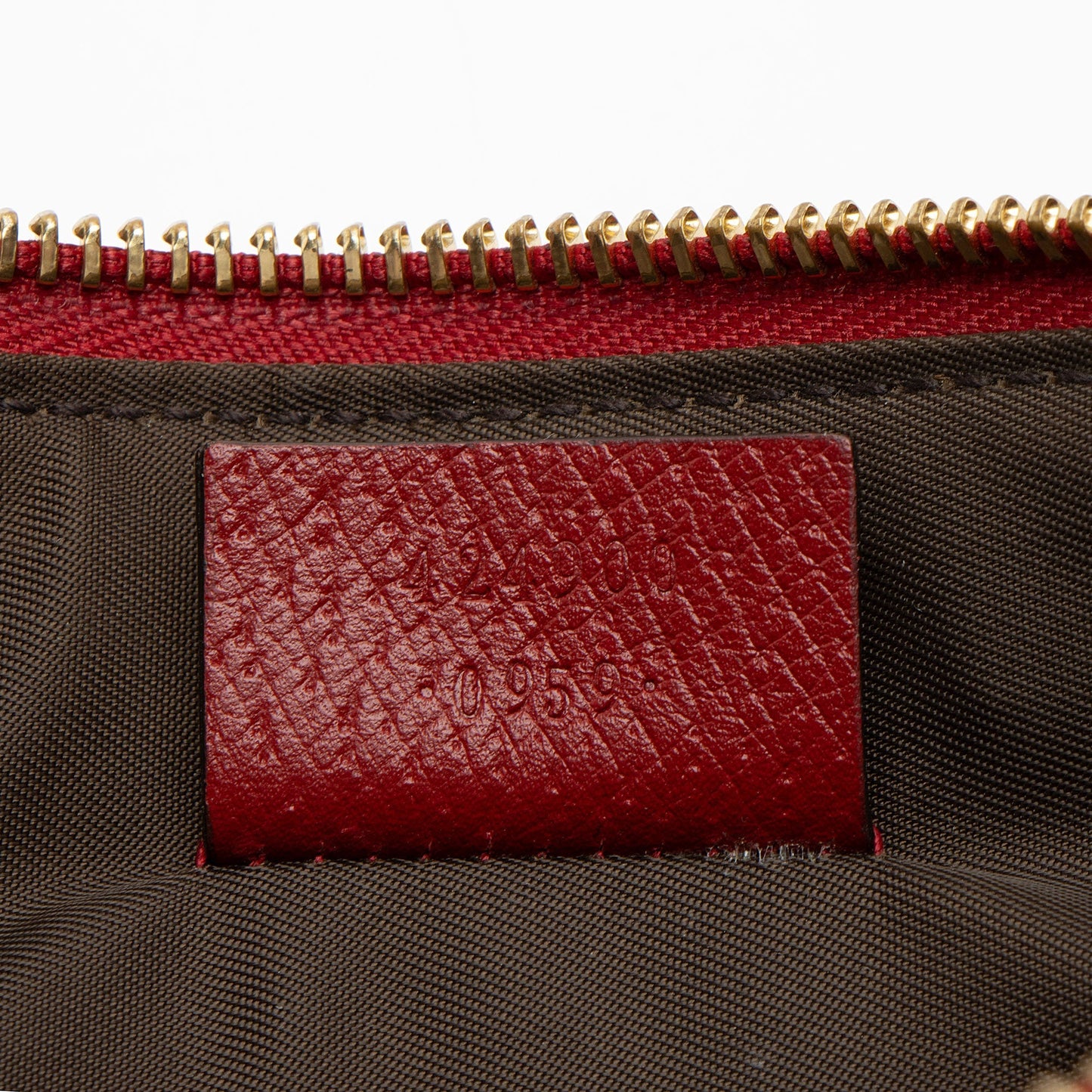 Gucci GG Supreme Tian Zip Pouch (SHF-F3qQBm)