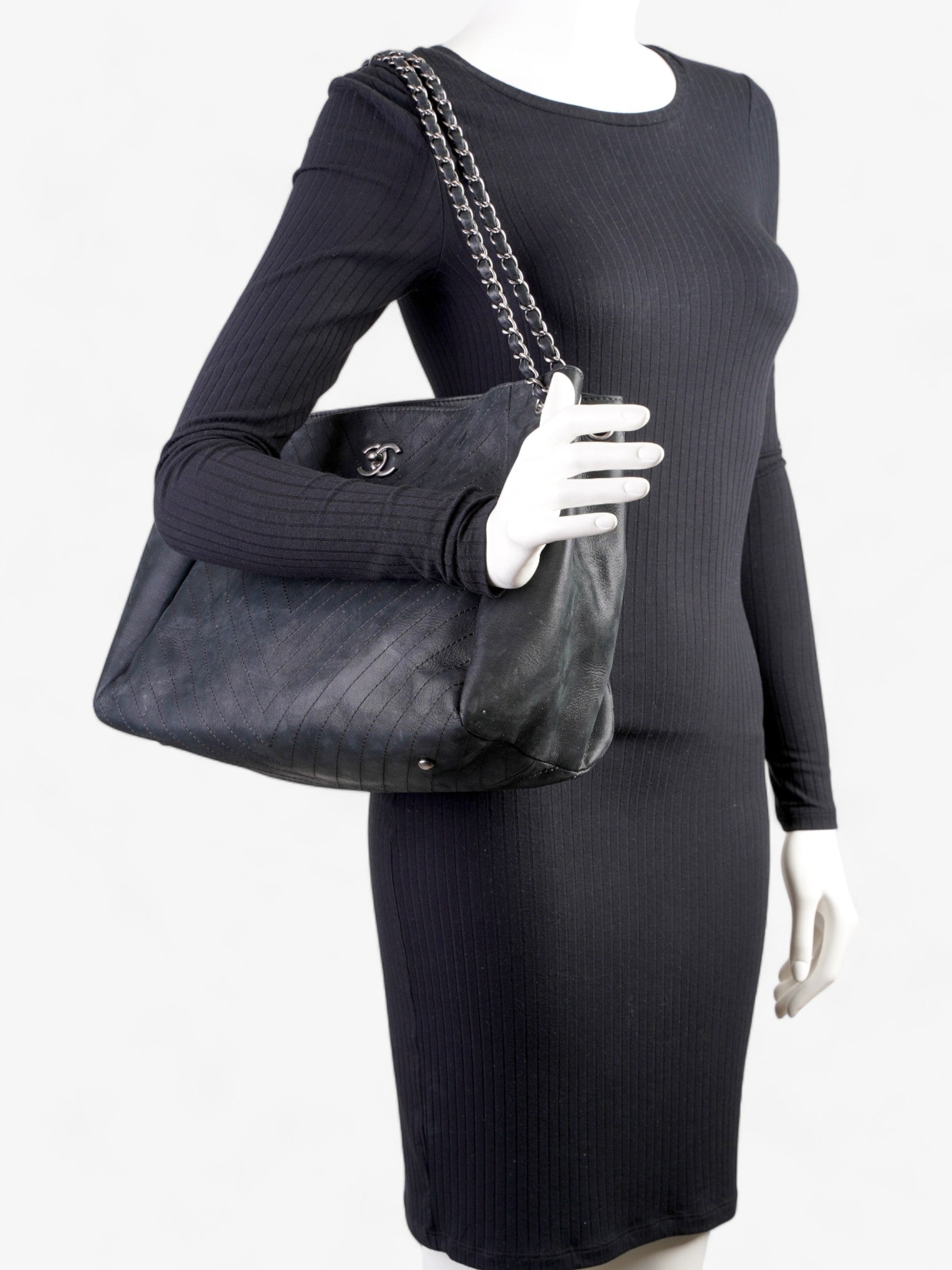 Chanel Tote - Rovelle Bags