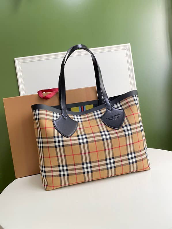 Burberry Giant Reversible Tote Bag - Rovelle Bags
