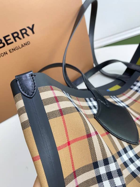 Burberry Giant Reversible Tote Bag - Rovelle Bags