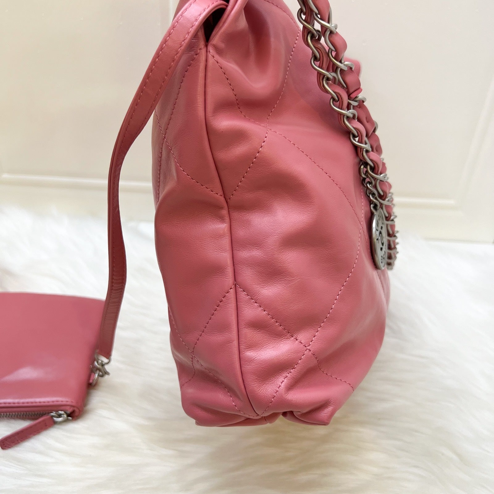 Chanel 22 Small Hobo Hobo Bag - Rovelle Bags