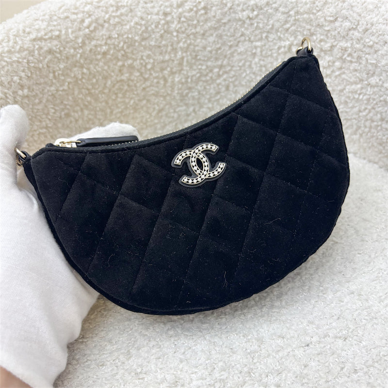 Chanel VIP Gift Crossbody Crossbody Bag - Rovelle Bags