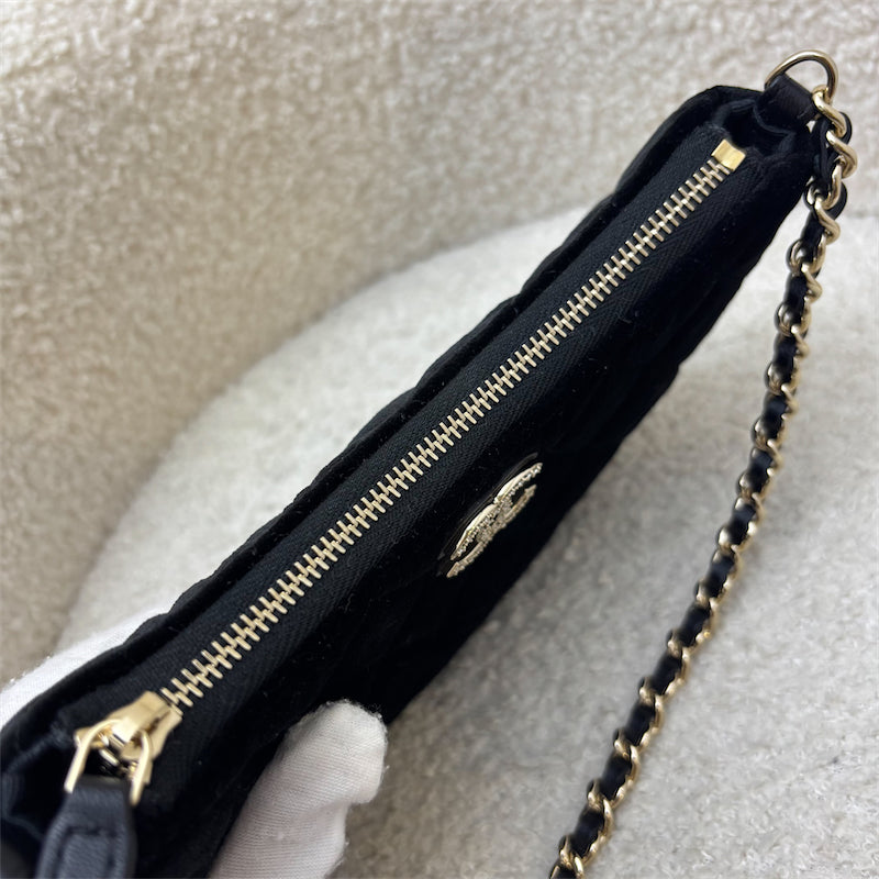 Chanel VIP Gift Crossbody Crossbody Bag - Rovelle Bags
