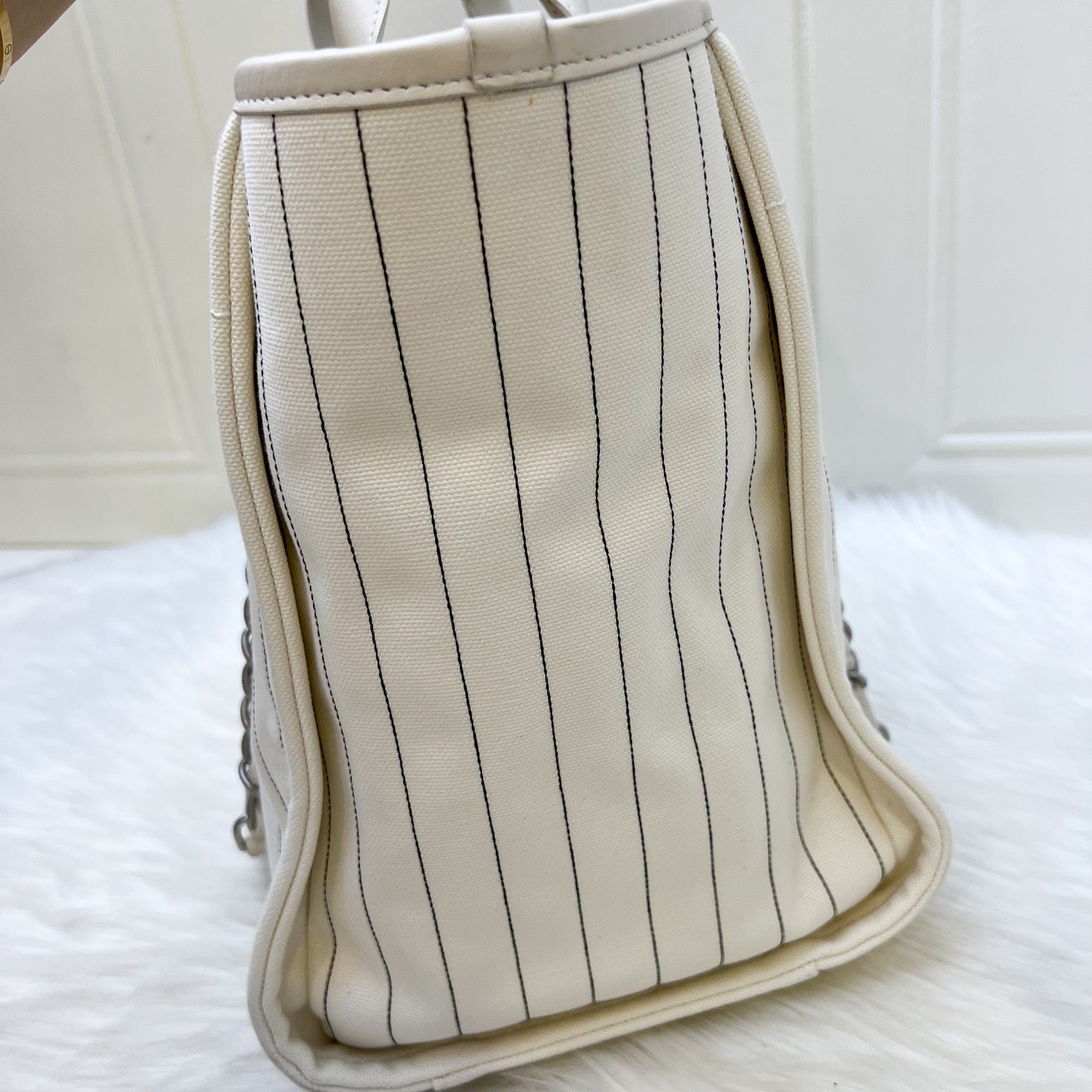 Chanel Medium / Large Deauville Tote Tote Bag - Rovelle Bags