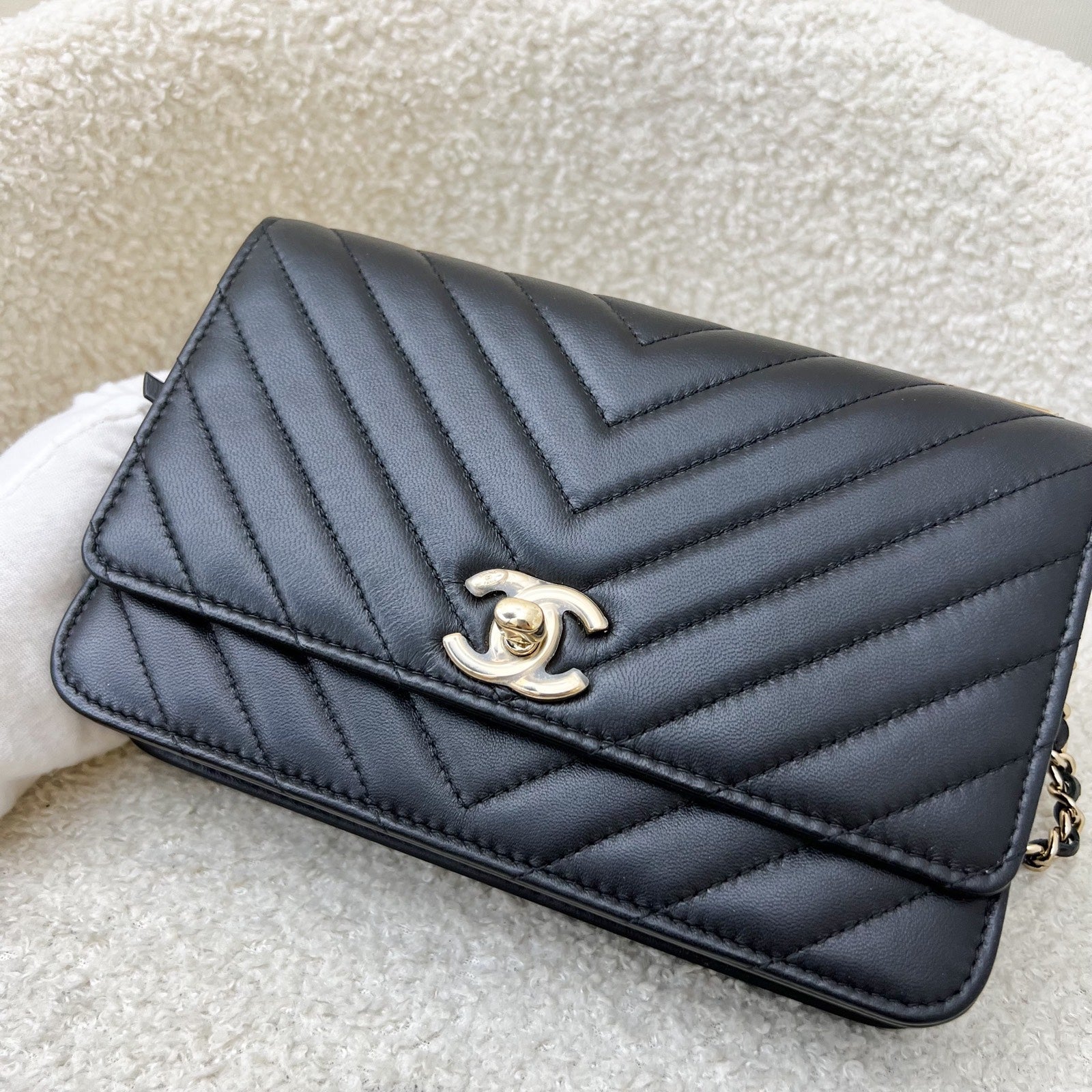 Chanel Trendy CC Wallet on Chain Crossbody Bag - Rovelle Bags