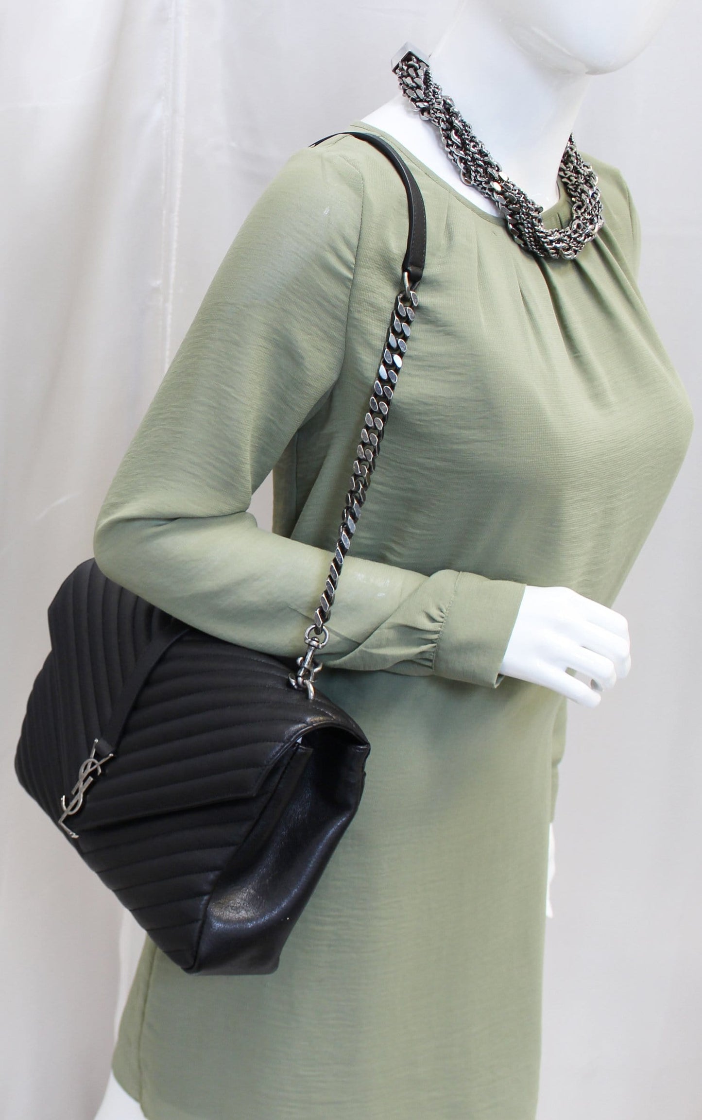 Saint Laurent Envelope Shoulder Bag - Rovelle Bags