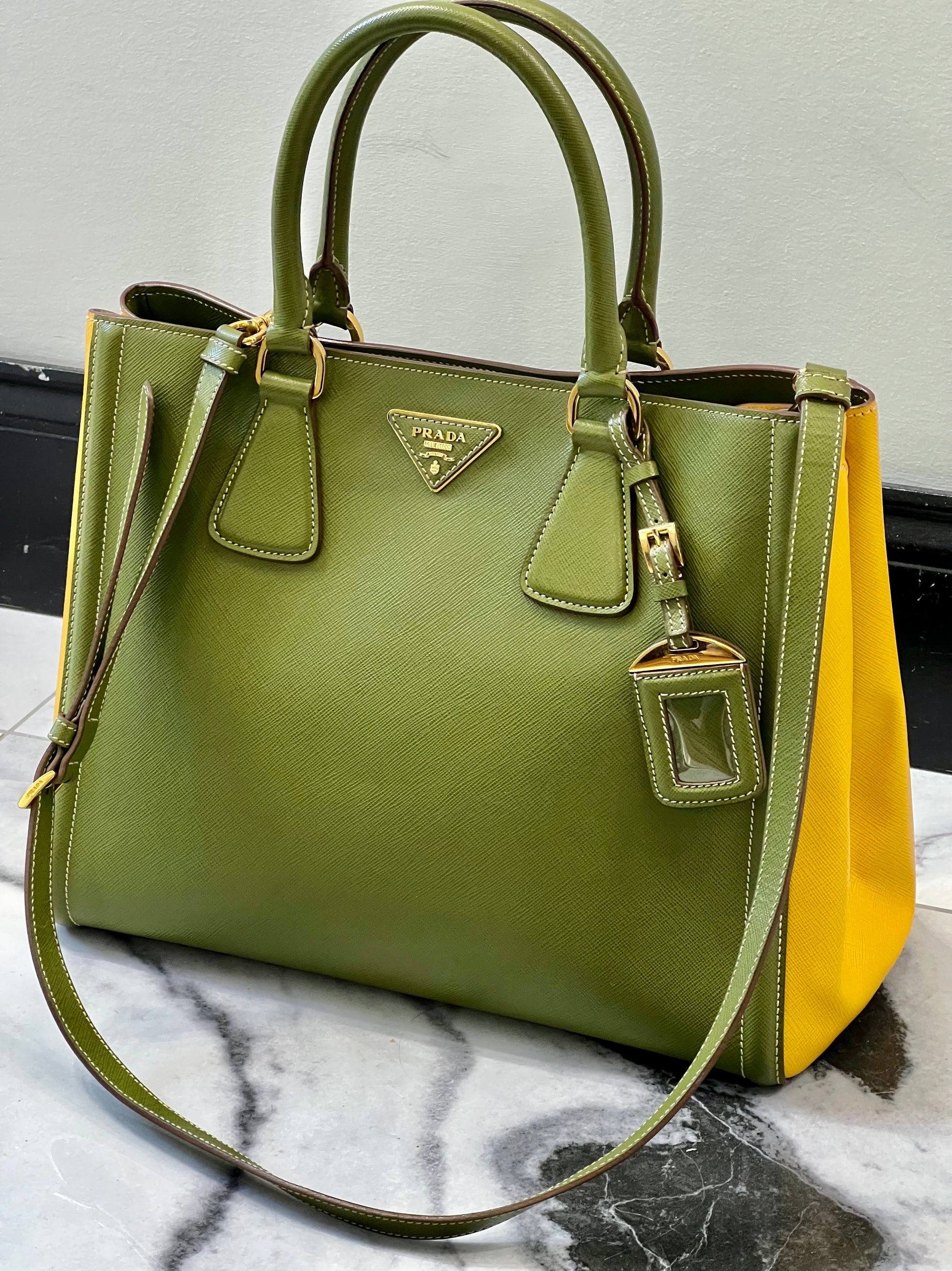 Prada Saffiano Tote - Rovelle Bags