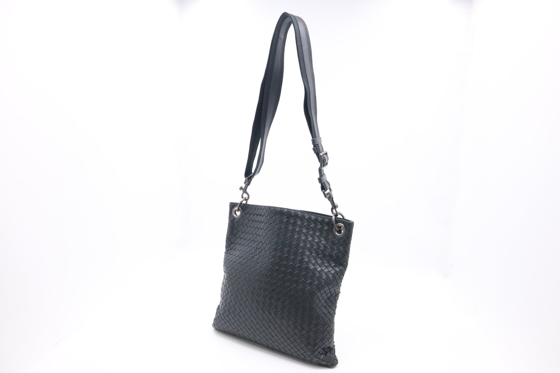Bottega Veneta Veneta Crossbody - Rovelle Bags