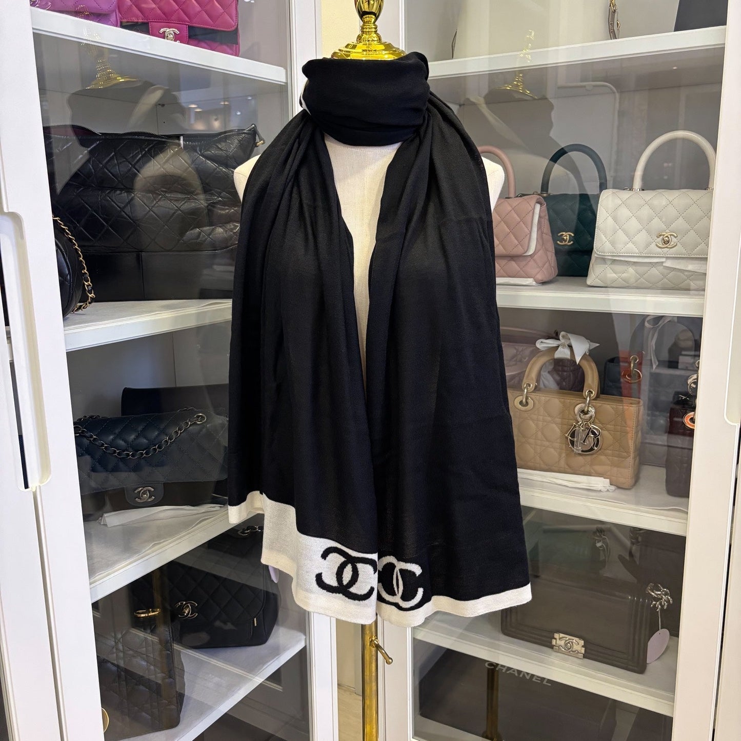 Chanel 4 Piece Travel Set with Clutch Bag - Rovelle Bags