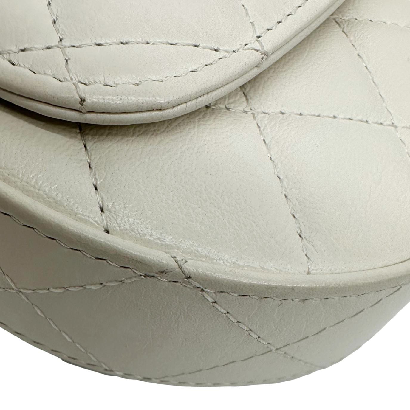 CHANEL Aged Quilted Calfskin Leather Top Handle Clutch With Chain White