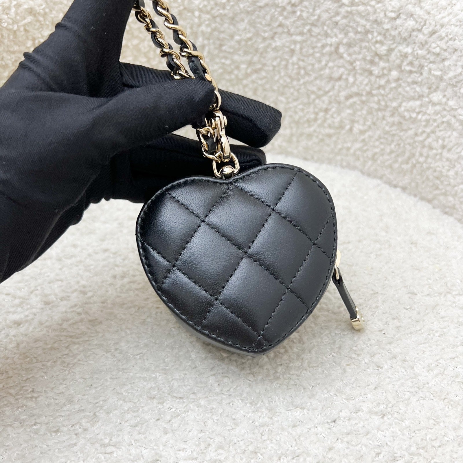 Chanel 25B Mini Heart Handbag - Rovelle Bags