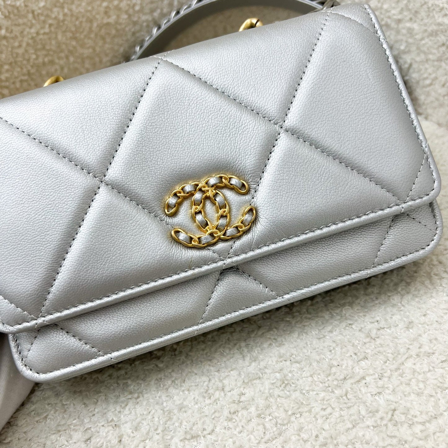 Chanel 19 Wallet on Chain WOC Crossbody Bag - Rovelle Bags