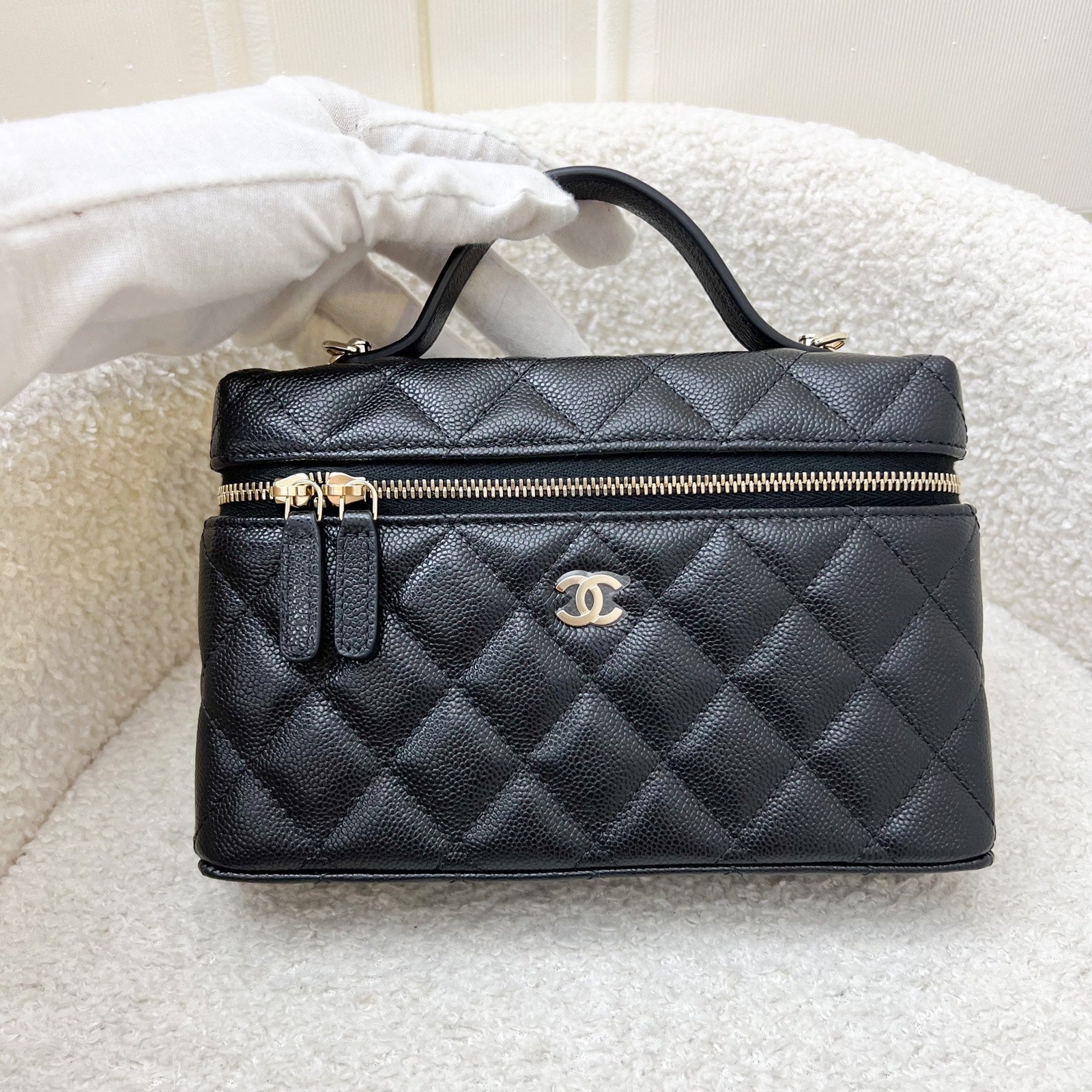Chanel [Brand New Aug 2025] Chanel Vanity Bag - Rovelle Bags