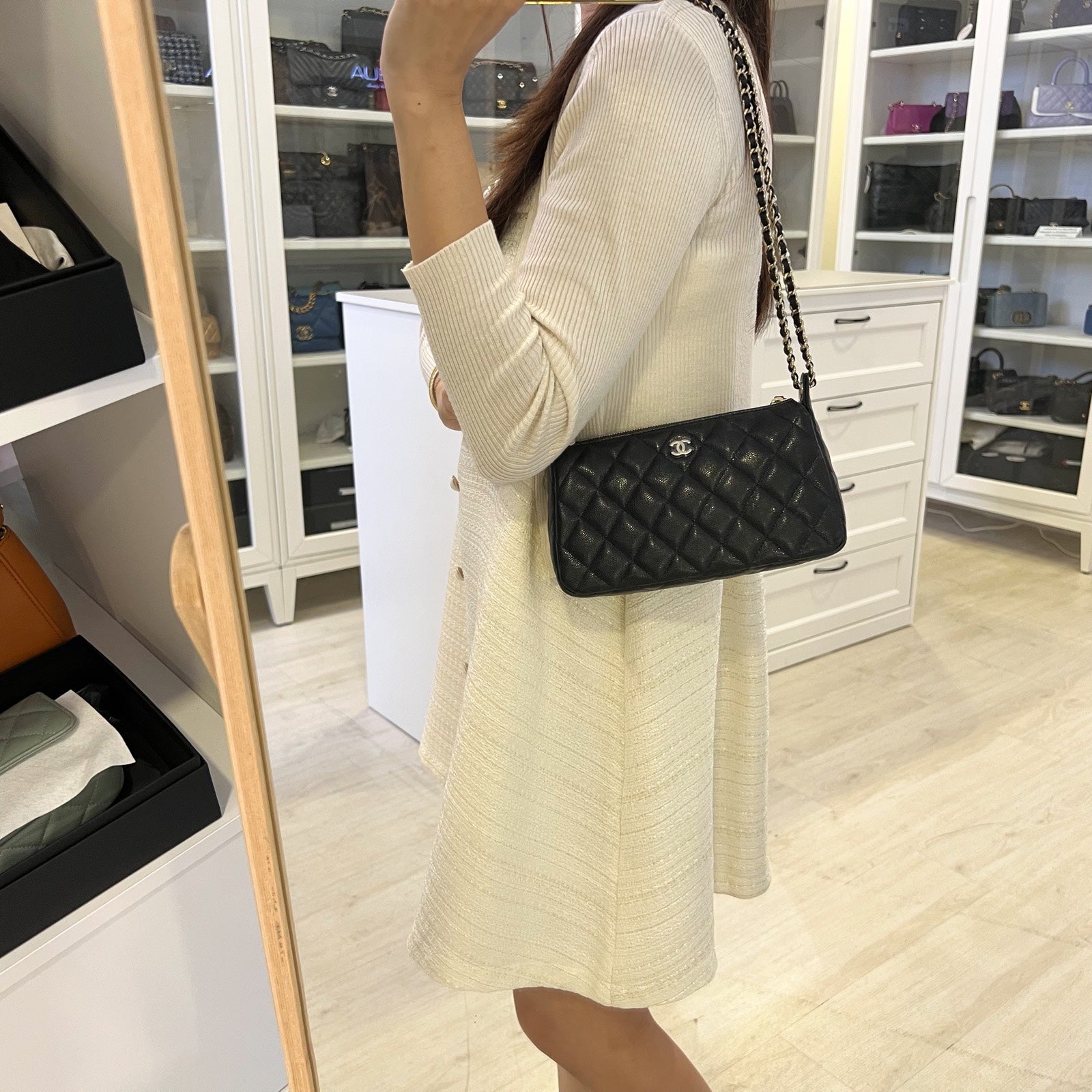 Chanel [BN - Local Set - Clutch Bag - Rovelle Bags