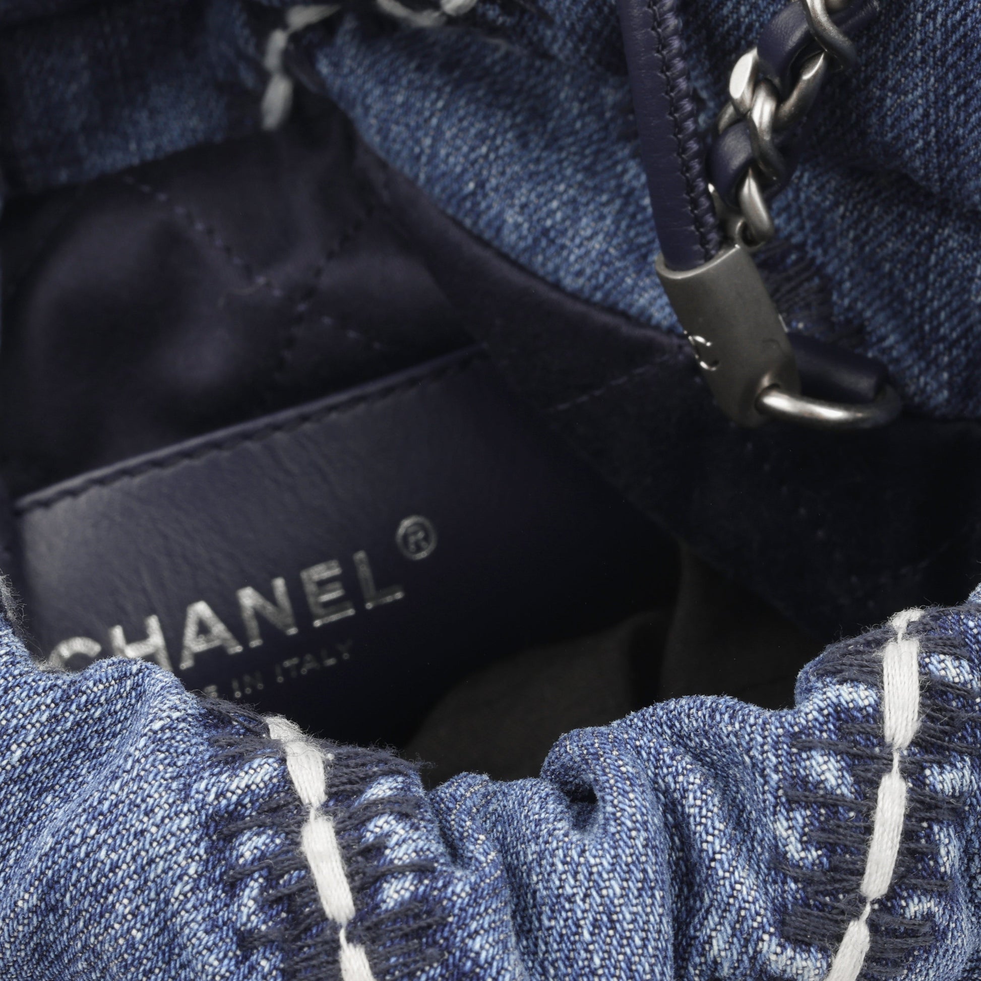 Chanel Chanel 22 Shoulder Bag - Rovelle Bags