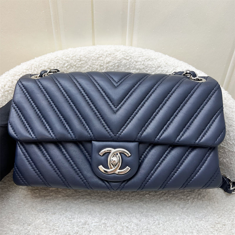 Chanel Seasonal Medium Flap Flap Bag - Rovelle Bags